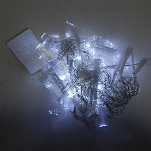 Гирлянда светодиодная LED 100 1-144 белая, прозрачный провод кисточка