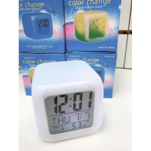 Настольные часы хамелеон Куб Color change №H63 (100)