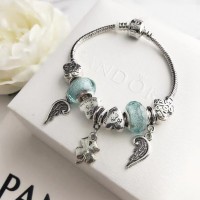 Браслет на руку