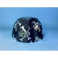 Котелок-бандана детская с серебряными черепами