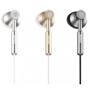 Гарнитура проводная REMAX Earphone RM-305 Гарнитура проводная REMAX Earphone RM-305