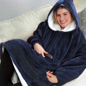 Толстовка-плед з капюшоном HUGGLE HOODIE Толстовка-плед з капюшоном HUGGLE HOODIE