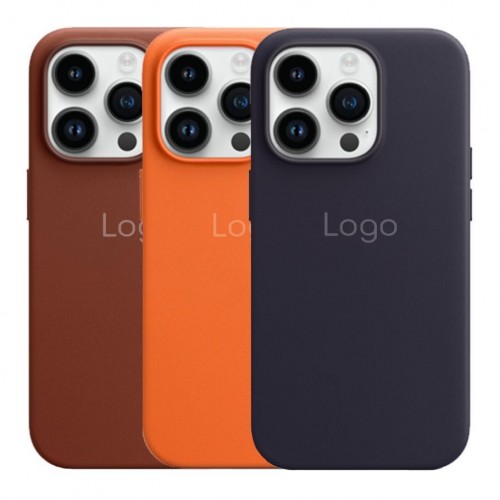 Чохол Leather Case with MagSafe для iPhone 15 Pro